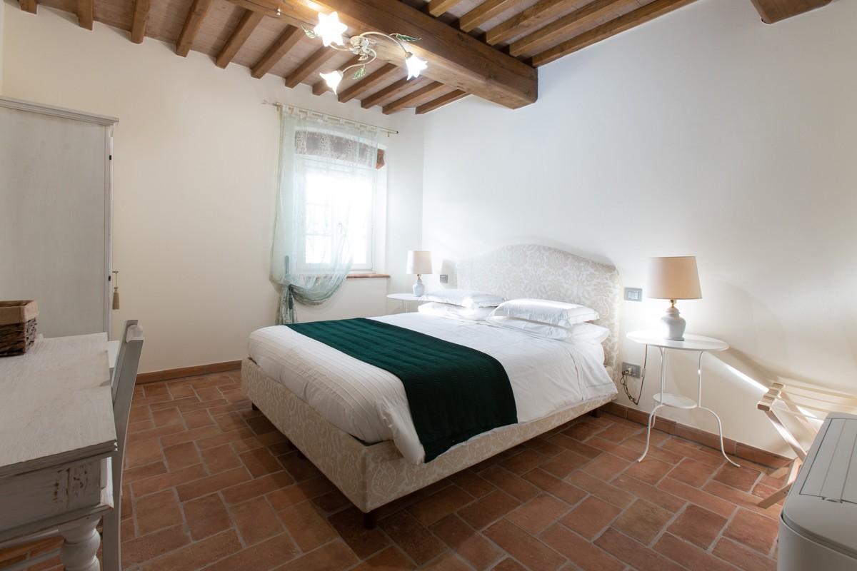 Immagine 30 di Albergo/B&B/Residence in vendita  a Pisa