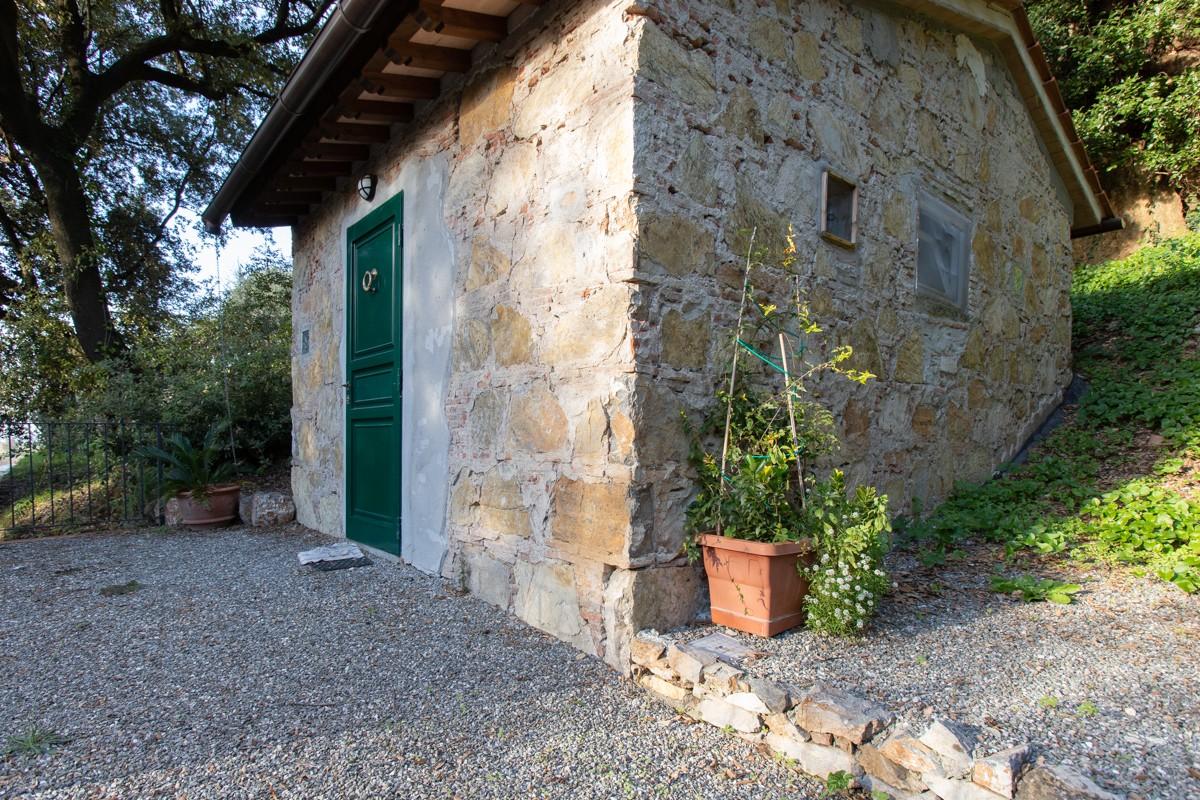 Immagine 4 di Albergo/B&B/Residence in vendita  a Pisa