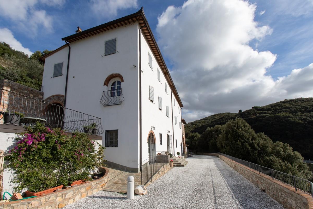 Immagine 3 di Albergo/B&B/Residence in vendita  a Pisa