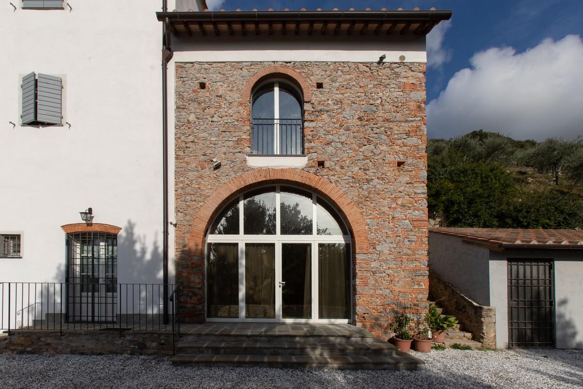 Immagine 16 di Albergo/B&B/Residence in vendita  a Pisa