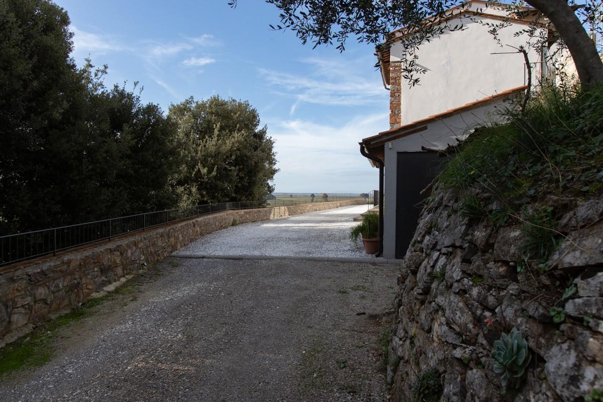 Immagine 19 di Albergo/B&B/Residence in vendita  a Pisa