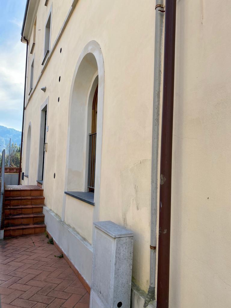 Immagine 17 di Mansarda in vendita  a San Giuliano Terme