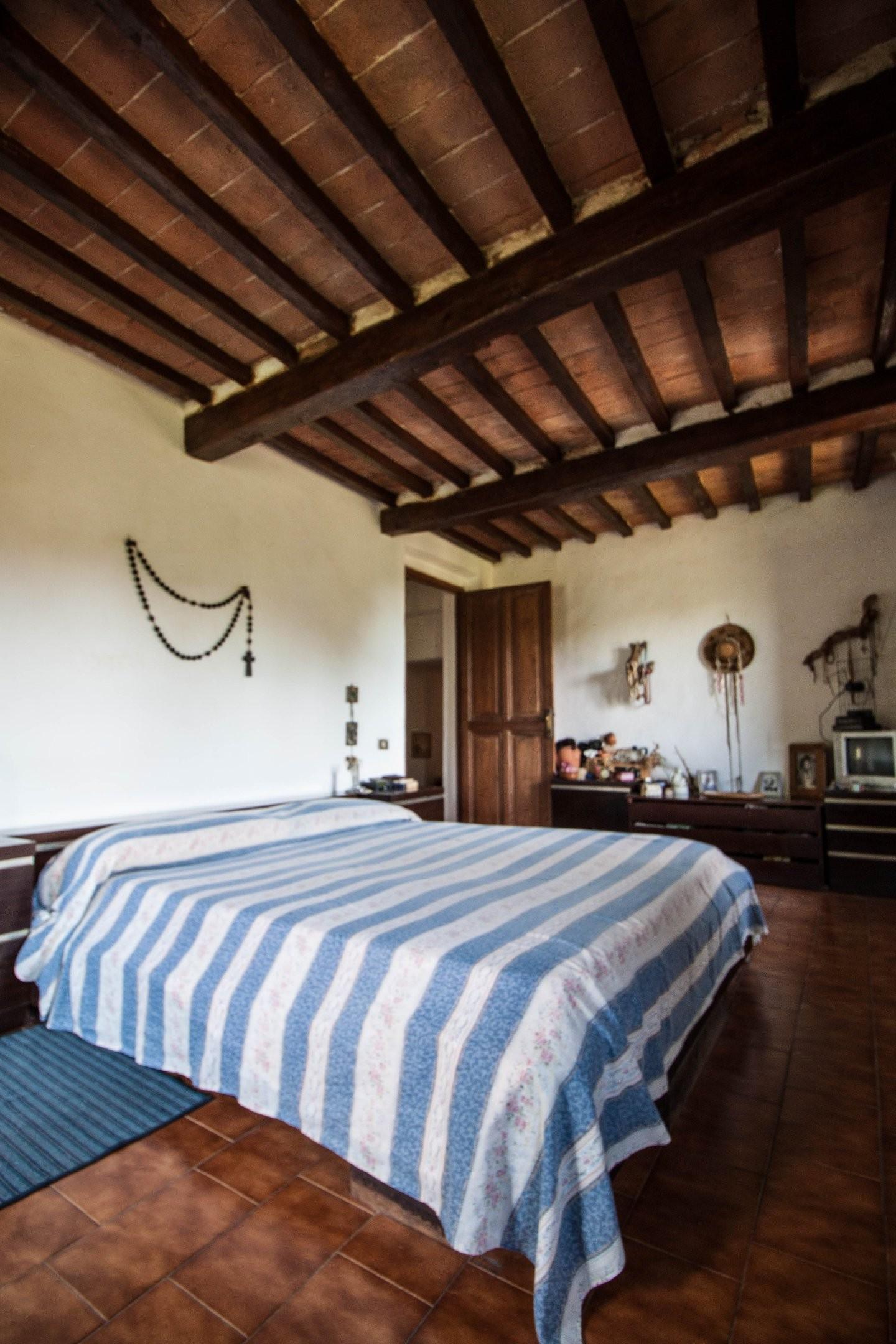 Immagine 14 di Rustico / casale in vendita  a Calci