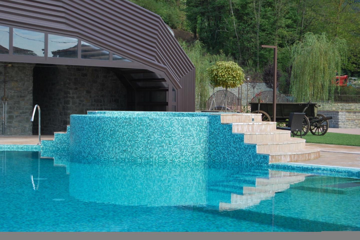 Immagine 4 di Albergo/B&B/Residence in vendita  a Villafranca In Lunigiana