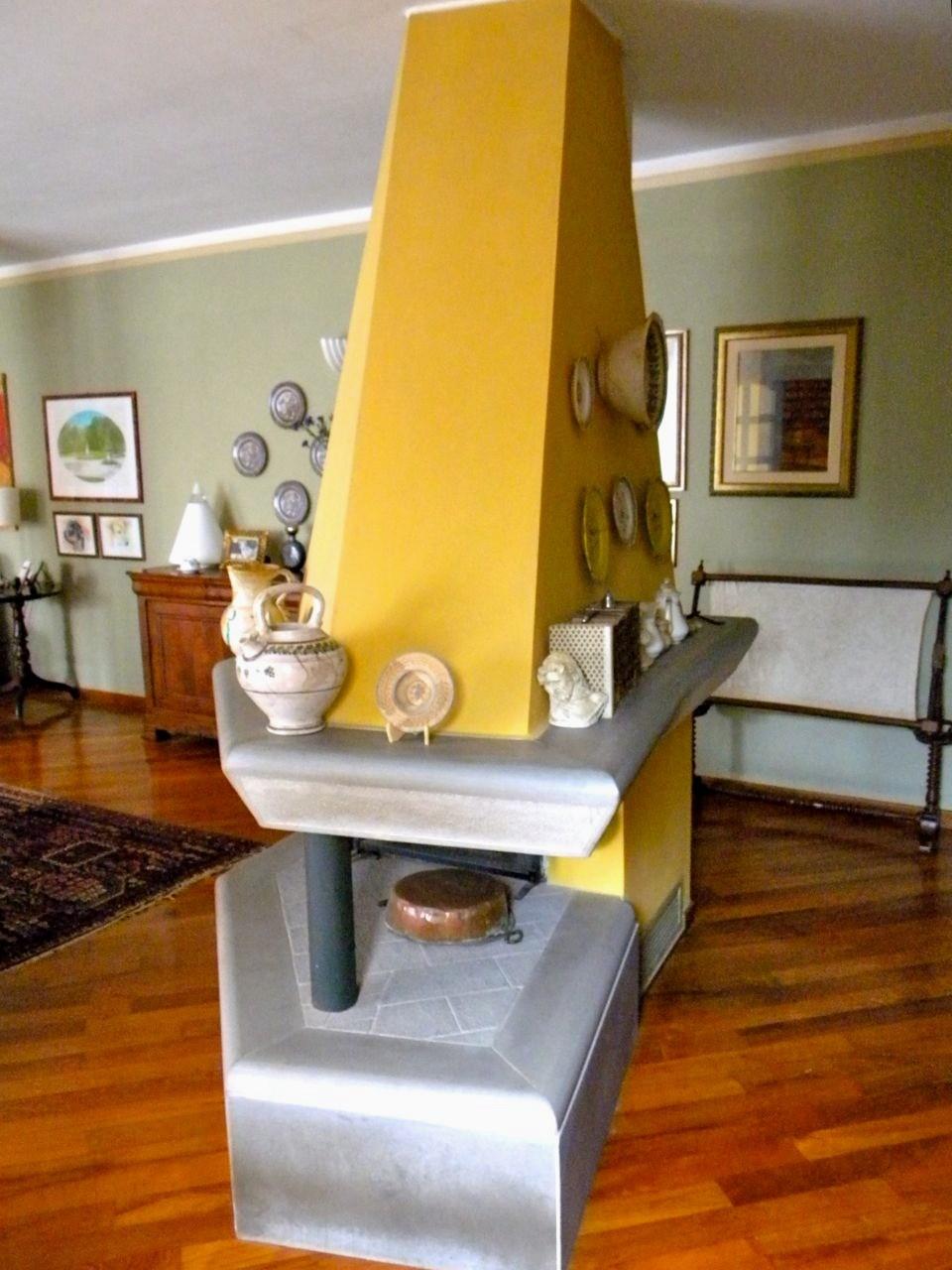 Immagine 17 di Villa in vendita  a San Giuliano Terme