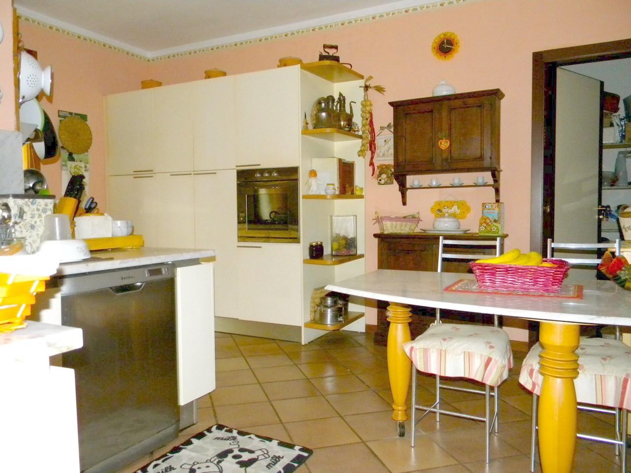 Immagine 20 di Villa in vendita  a San Giuliano Terme