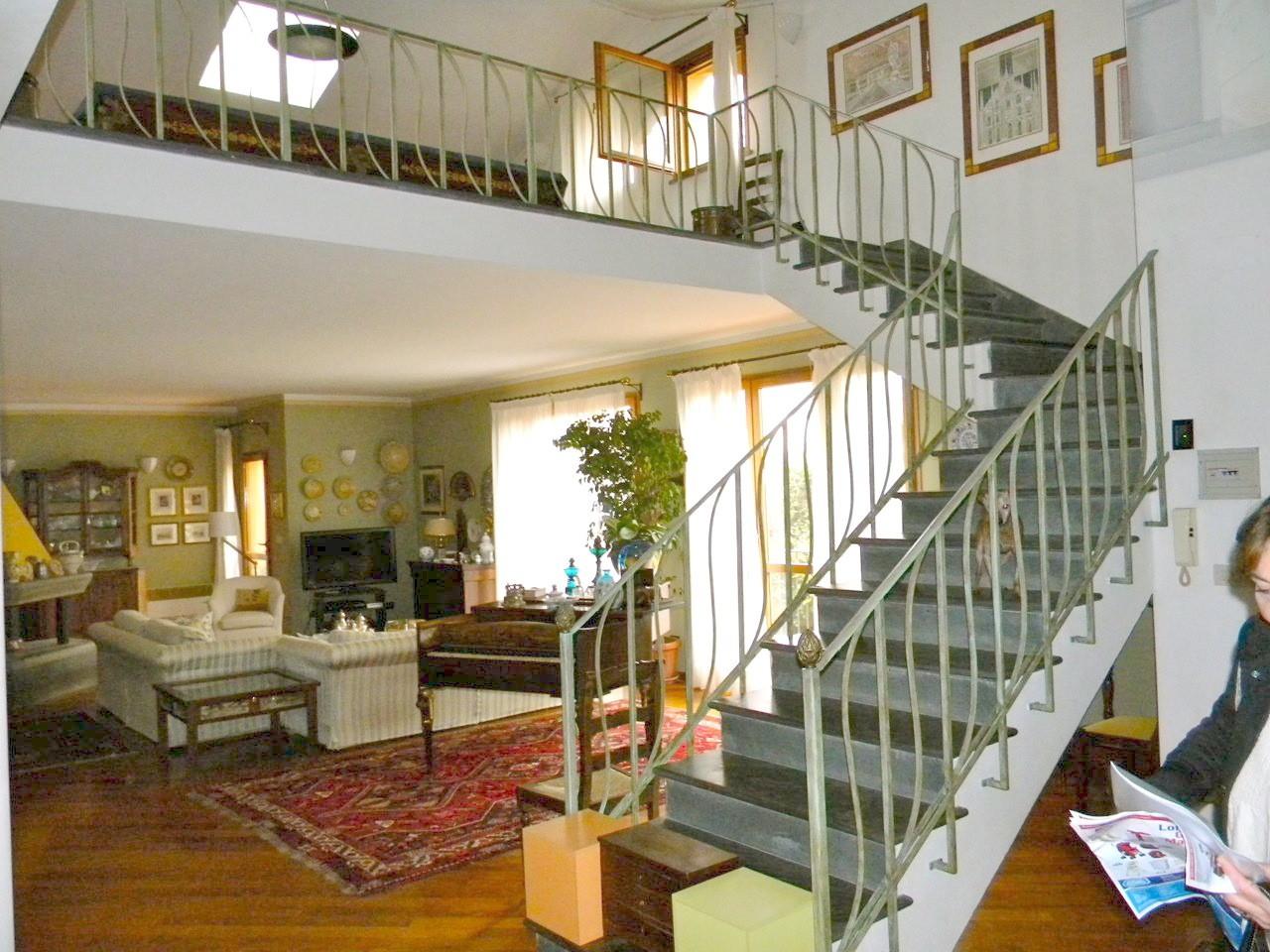 Immagine 24 di Villa in vendita  a San Giuliano Terme