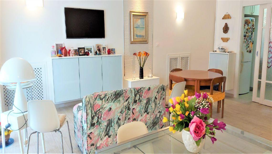 Immagine 1 di Appartamento in vendita  a Ameglia