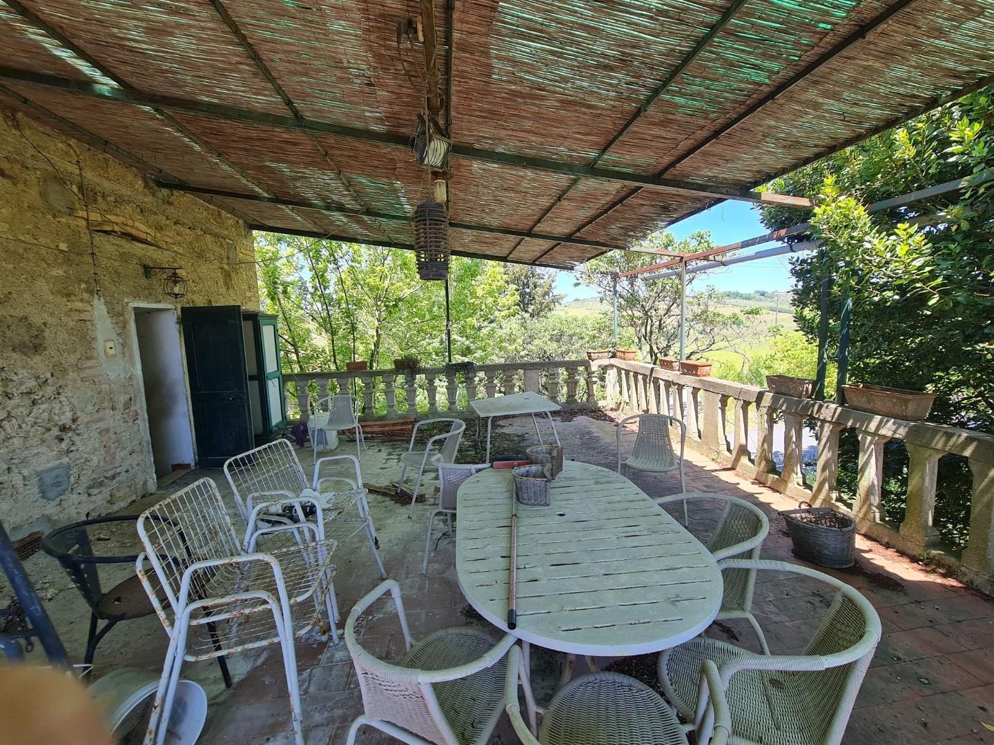 Immagine 10 di Villa in vendita  a Poggibonsi