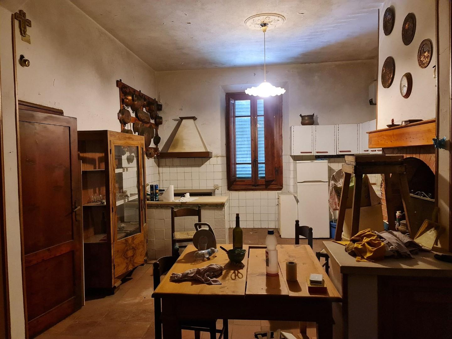 Immagine 13 di Villa in vendita  a Poggibonsi