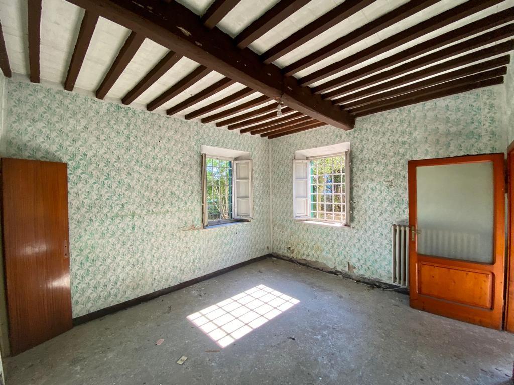 Immagine 14 di Rustico / casale in vendita  a Capannori