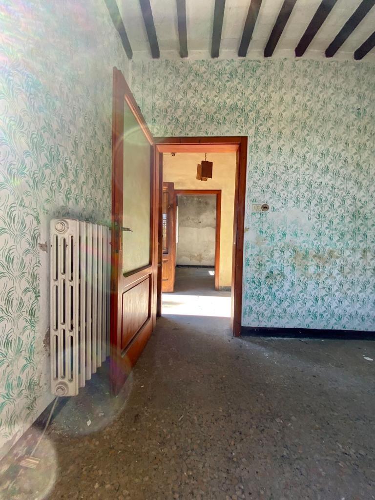 Immagine 12 di Rustico / casale in vendita  a Capannori