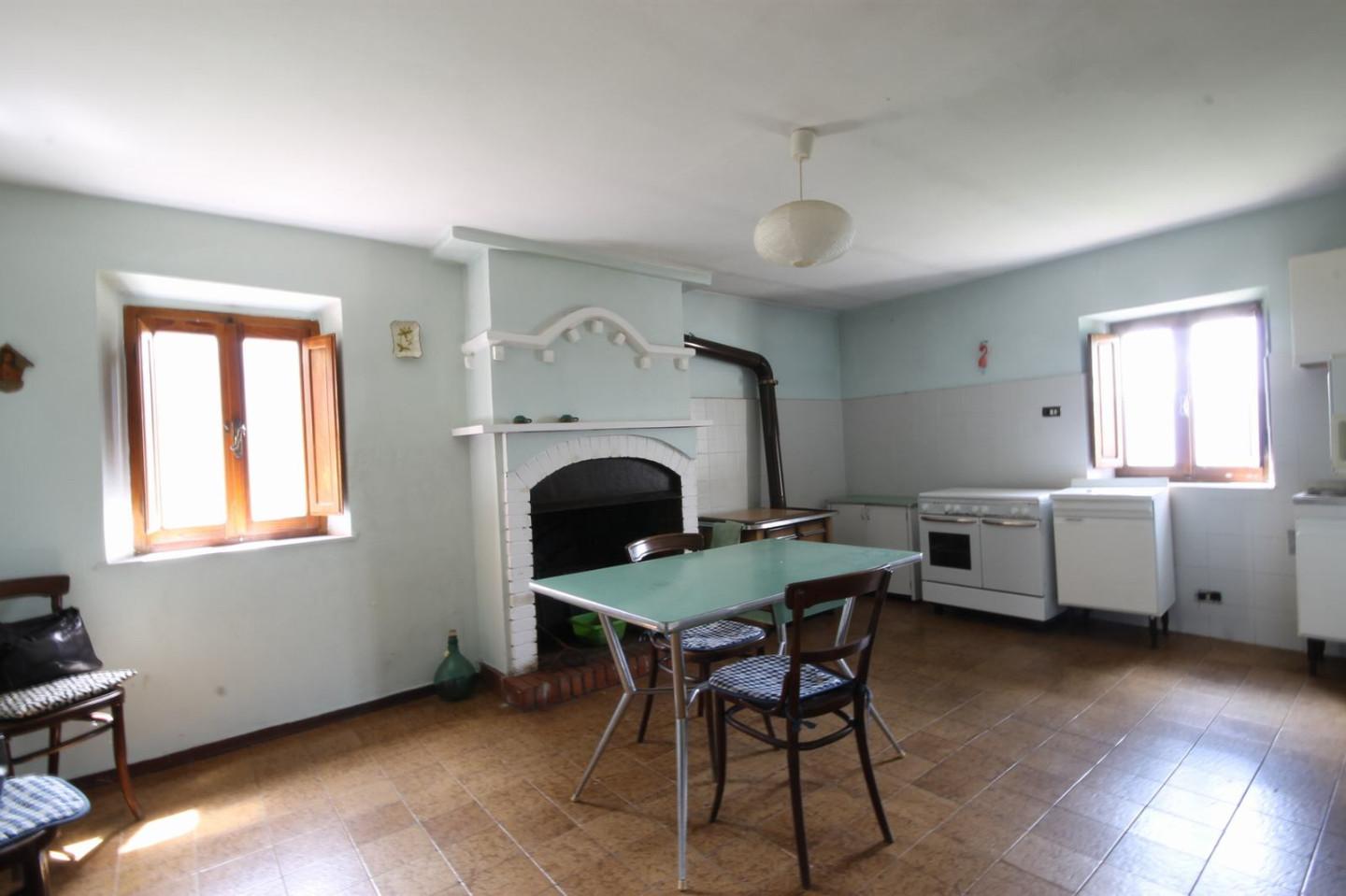 Immagine 15 di Casa indipendente in vendita  a Fosciandora