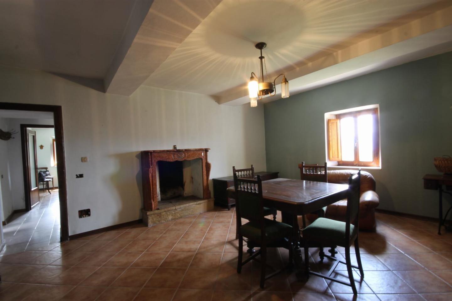 Immagine 13 di Casa indipendente in vendita  a Fosciandora