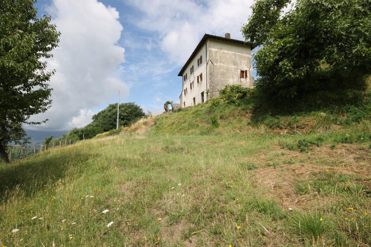Immagine 7 di Casa indipendente in vendita  a Fosciandora