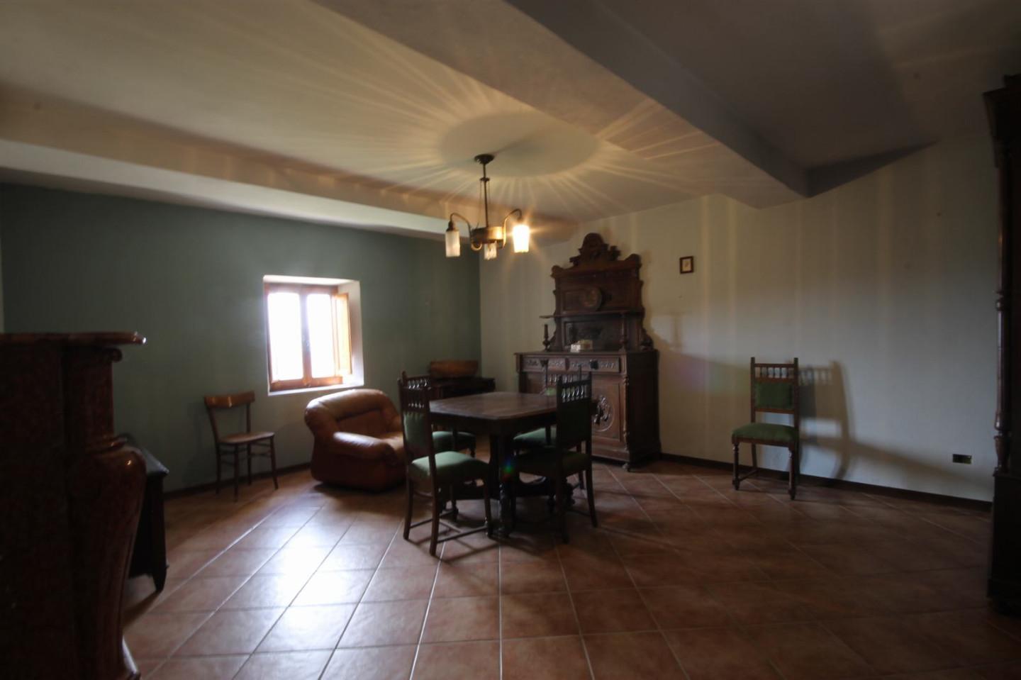 Immagine 12 di Casa indipendente in vendita  a Fosciandora