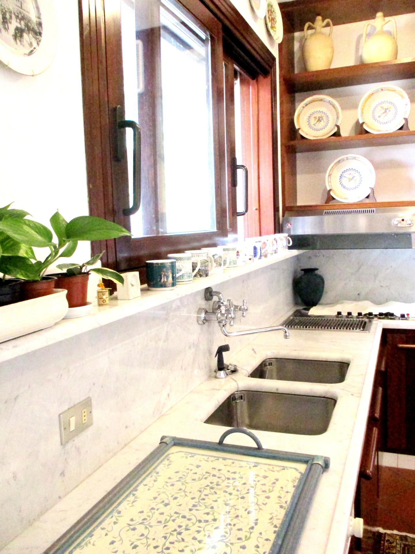 Immagine 12 di Casa bifamiliare in vendita  a Pontedera