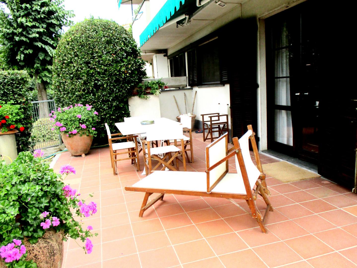 Immagine 38 di Casa bifamiliare in vendita  a Pontedera