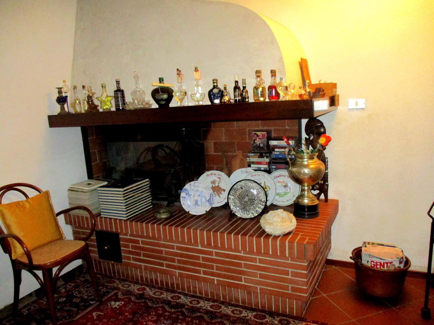 Immagine 35 di Casa bifamiliare in vendita  a Pontedera