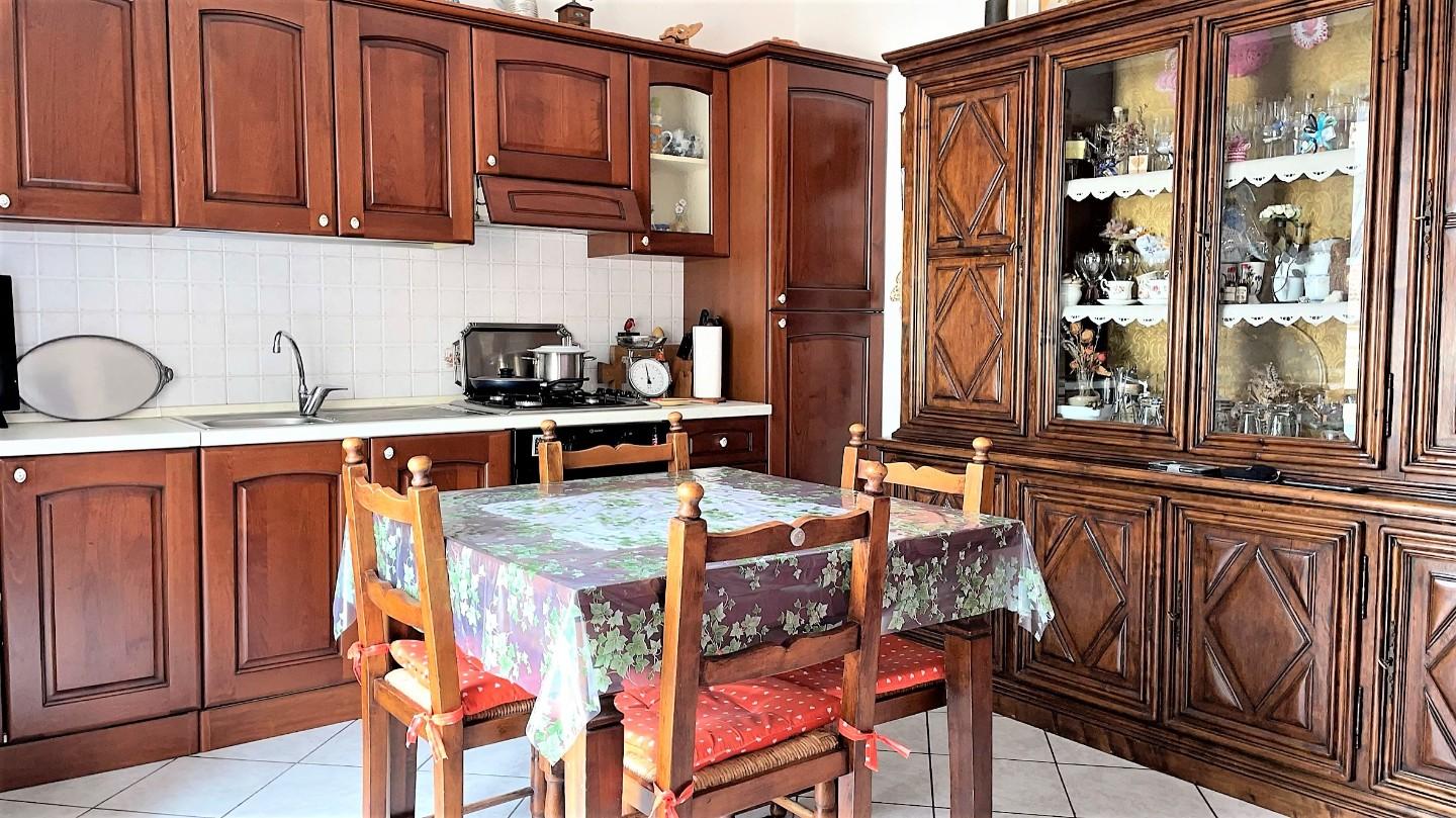 Immagine 2 di Appartamento in vendita  a Calci