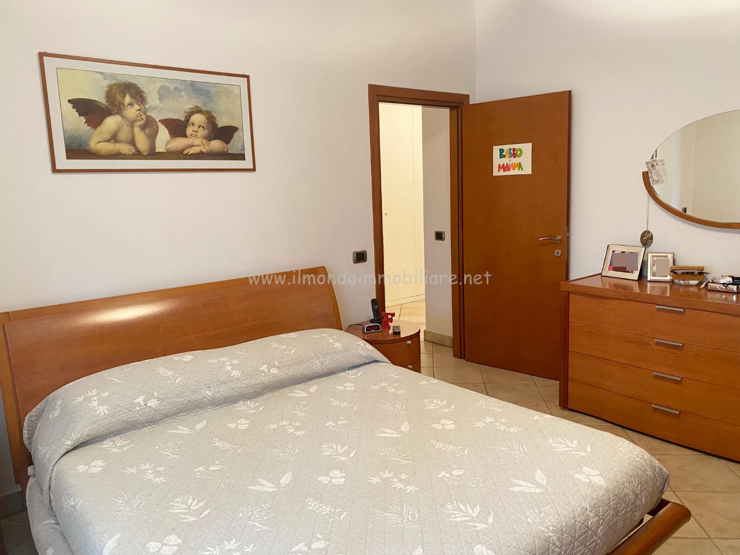 Immagine 9 di Appartamento in vendita  a Rosignano Marittimo