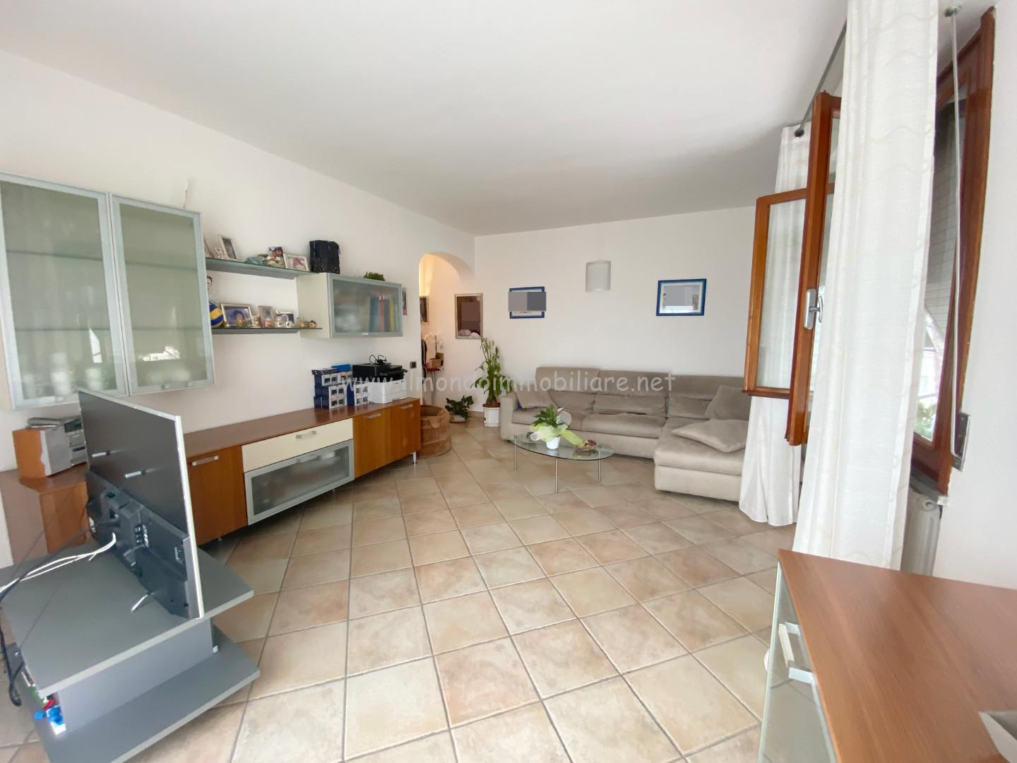 Immagine 4 di Appartamento in vendita  a Rosignano Marittimo