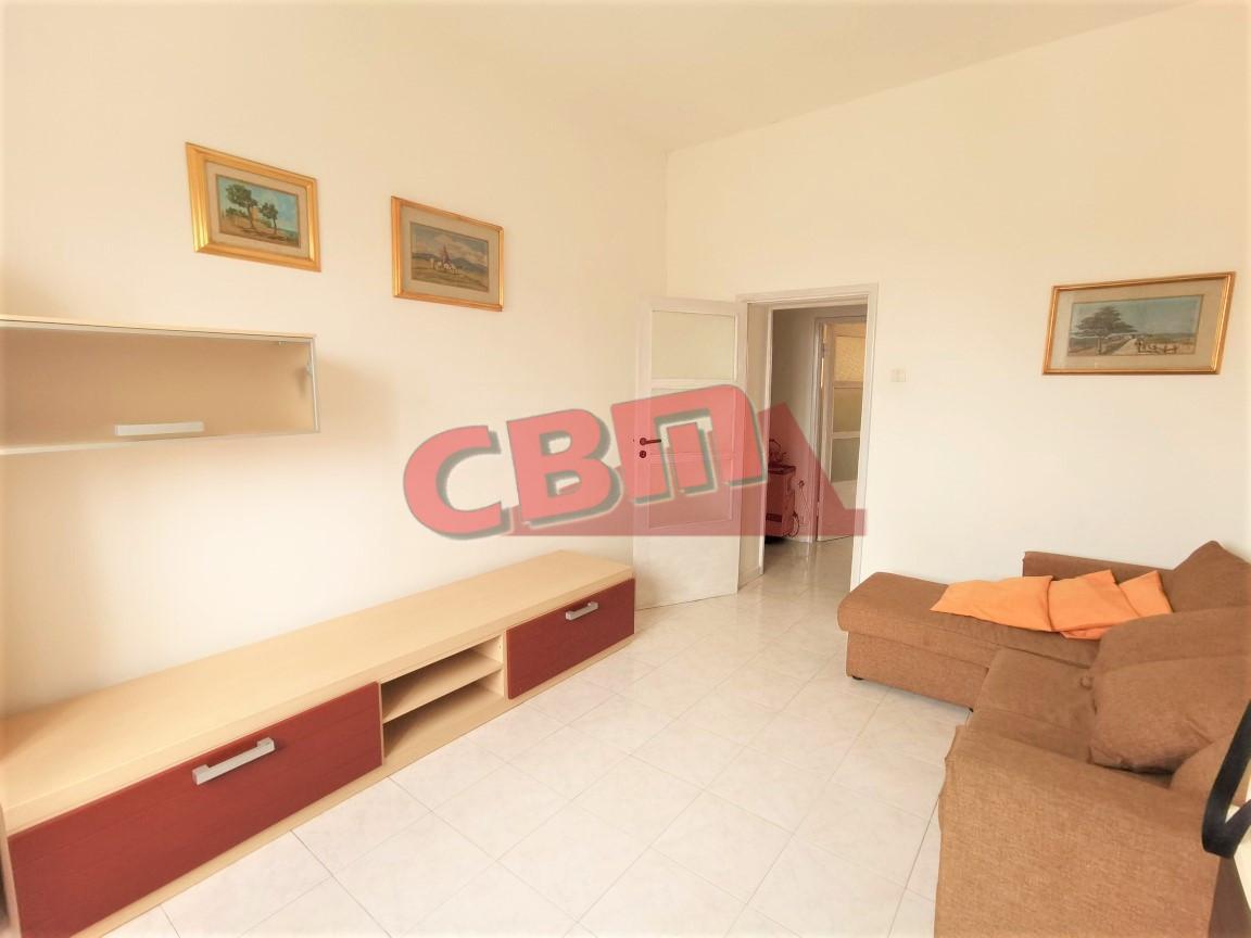 Immagine 5 di Appartamento in vendita  a Livorno