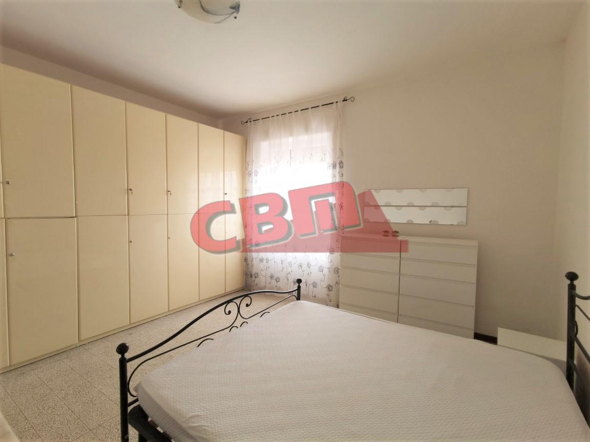 Immagine 12 di Appartamento in vendita  a Livorno