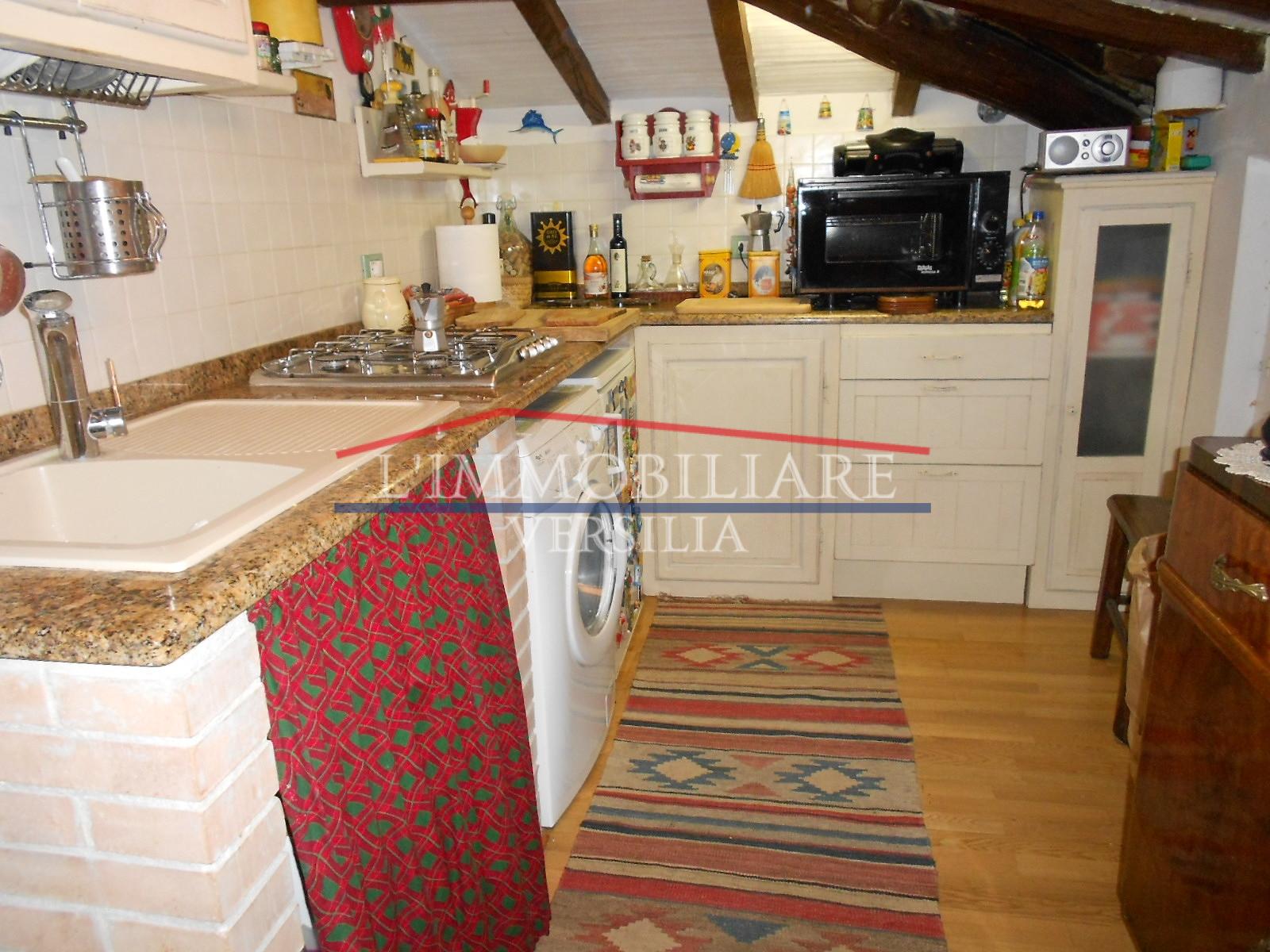 Immagine 16 di Appartamento in vendita  a Forte Dei Marmi