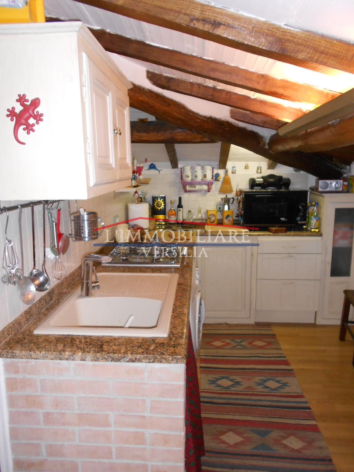 Immagine 15 di Appartamento in vendita  a Forte Dei Marmi