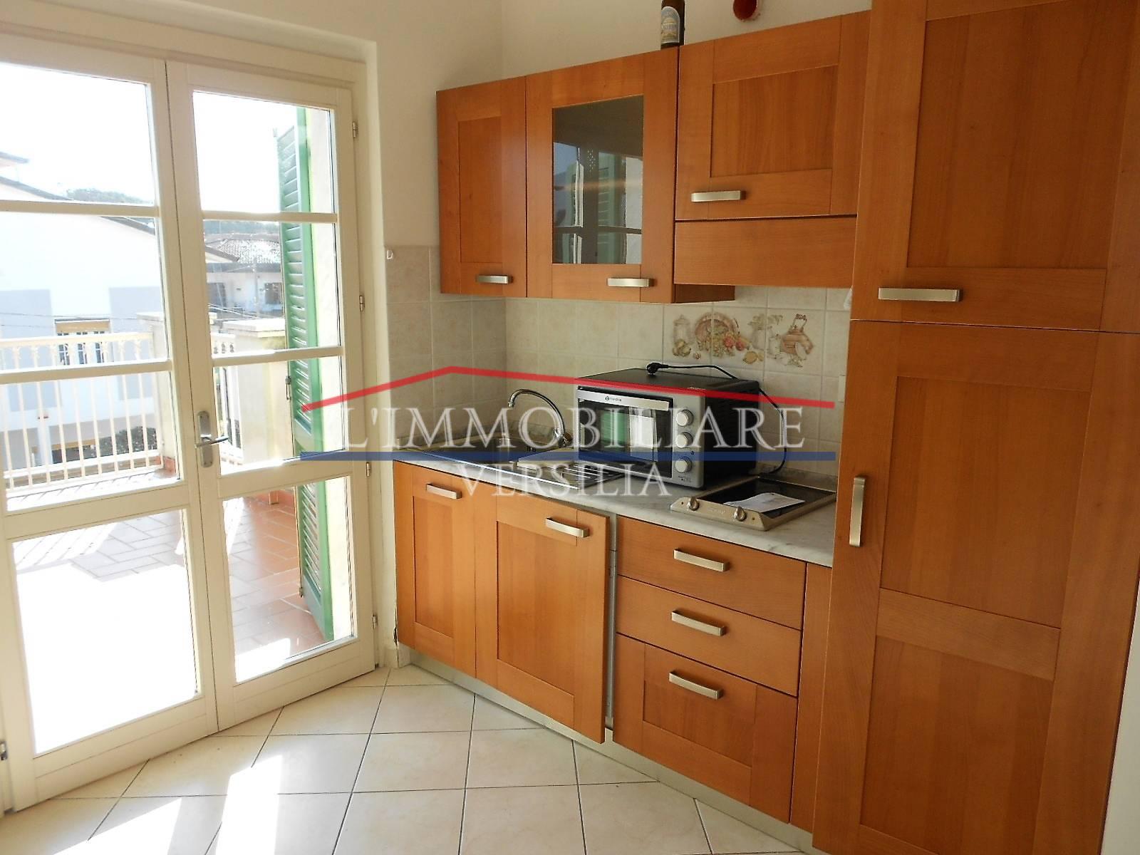 Immagine 7 di Appartamento in vendita  a Massa