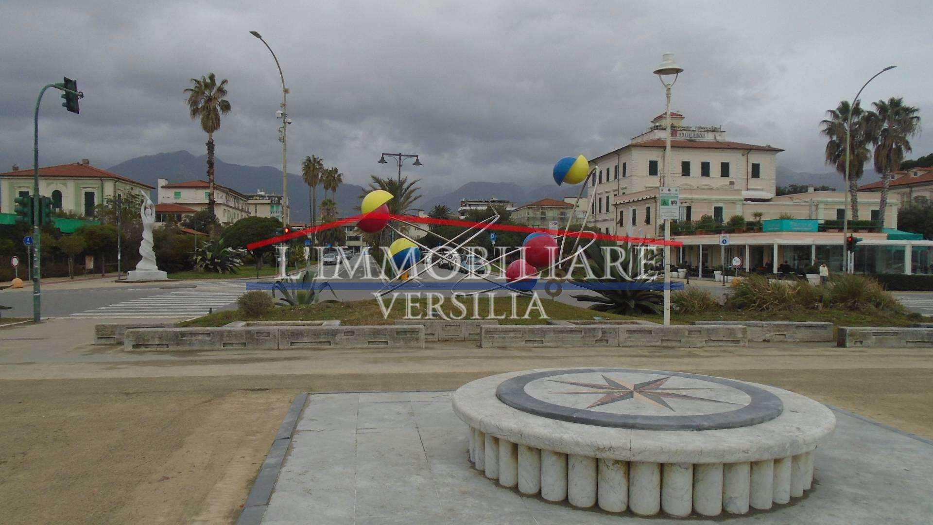 Immagine 24 di Appartamento in vendita  a Massa