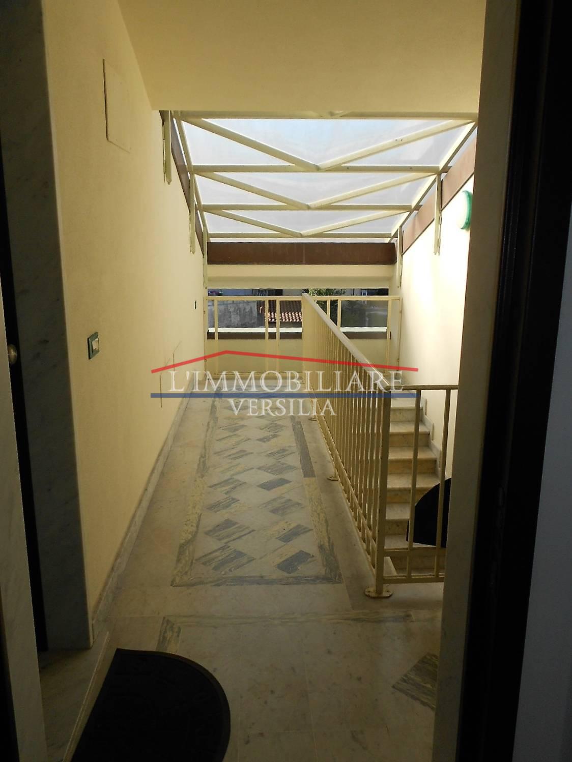 Immagine 18 di Appartamento in vendita  a Massa