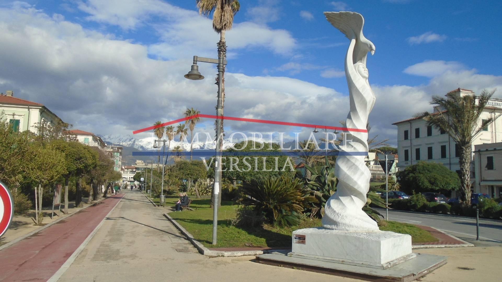 Immagine 25 di Appartamento in vendita  a Massa