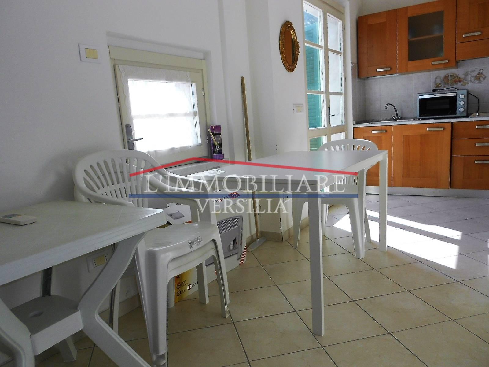 Immagine 9 di Appartamento in vendita  a Massa