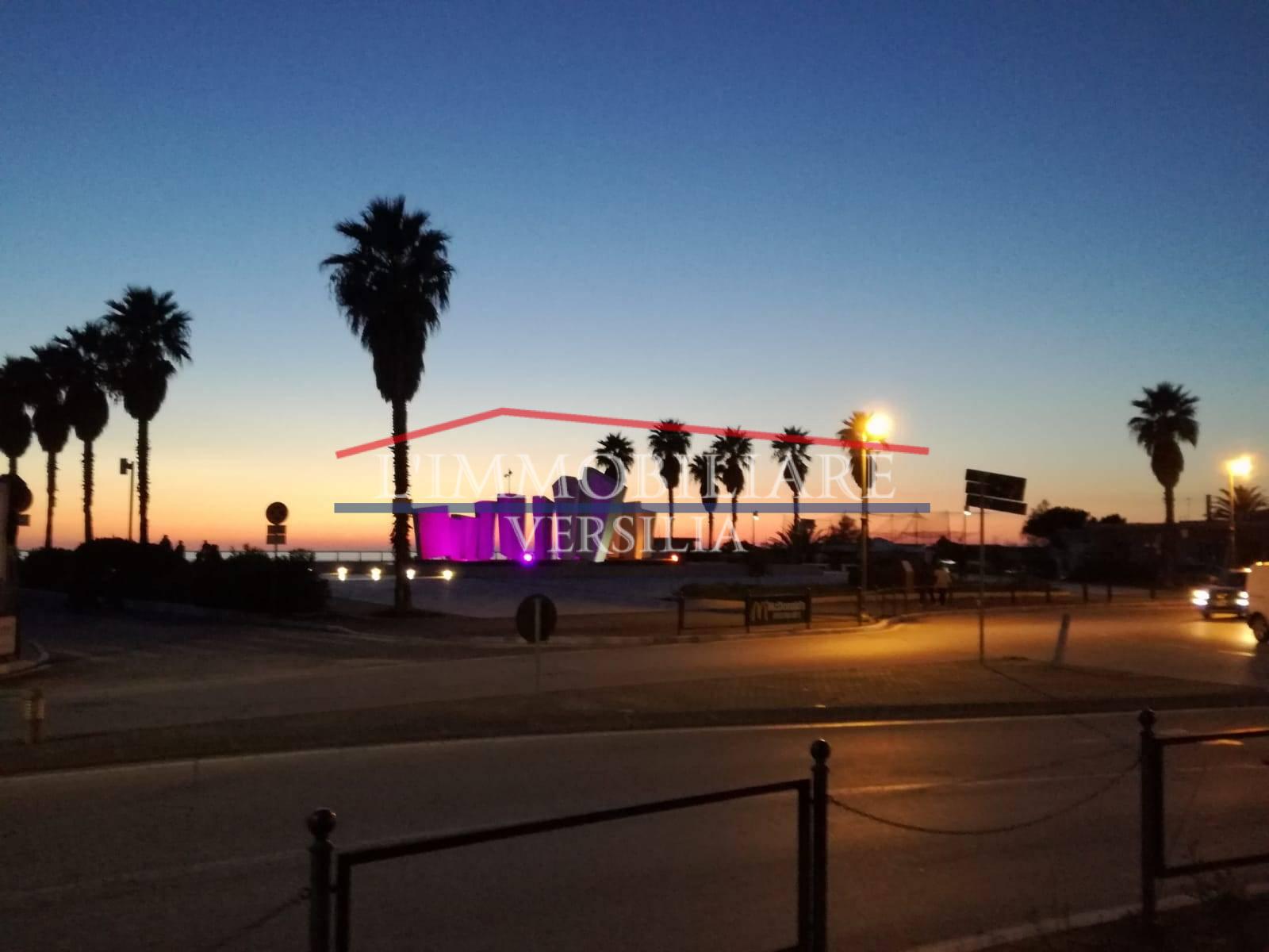 Immagine 37 di Appartamento in vendita  a Massa