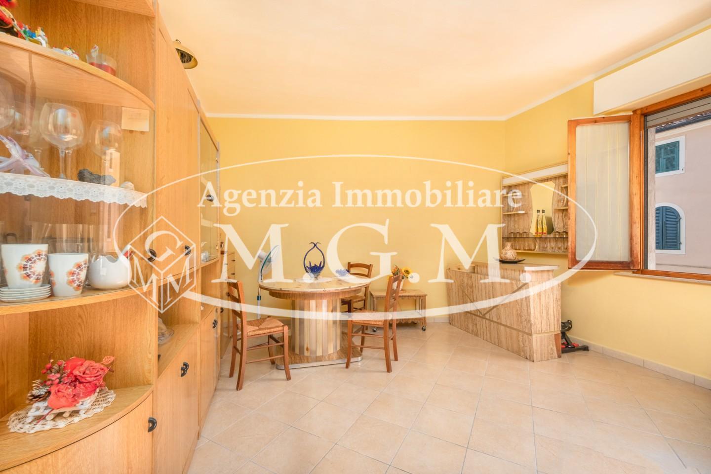 Immagine 8 di Porzione di casa in vendita  a Bientina