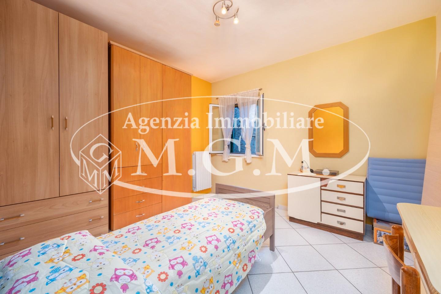 Immagine 15 di Porzione di casa in vendita  a Bientina