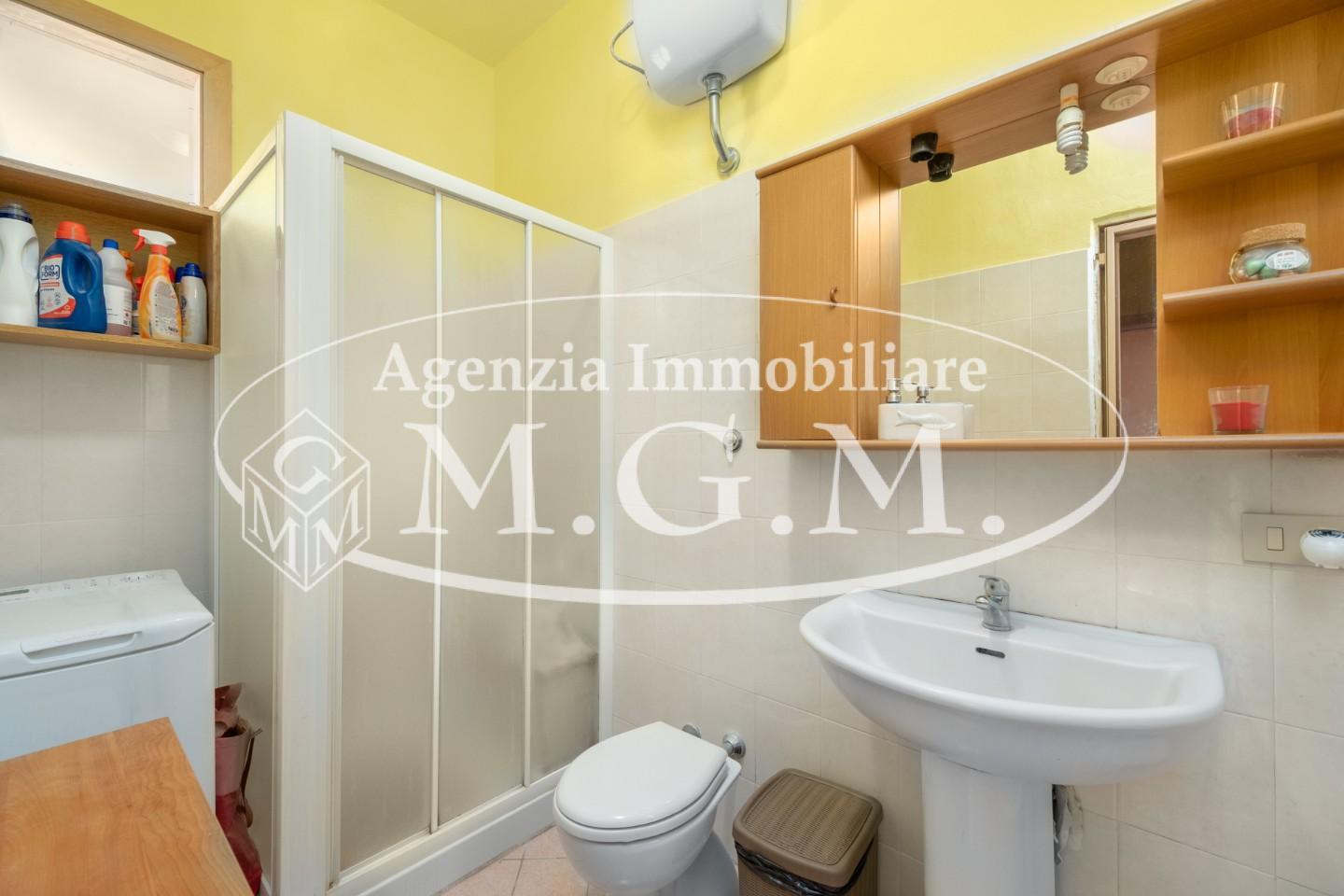 Immagine 5 di Porzione di casa in vendita  a Bientina
