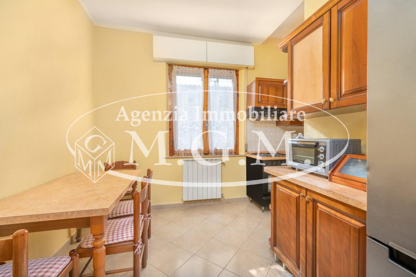 Immagine 6 di Porzione di casa in vendita  a Bientina