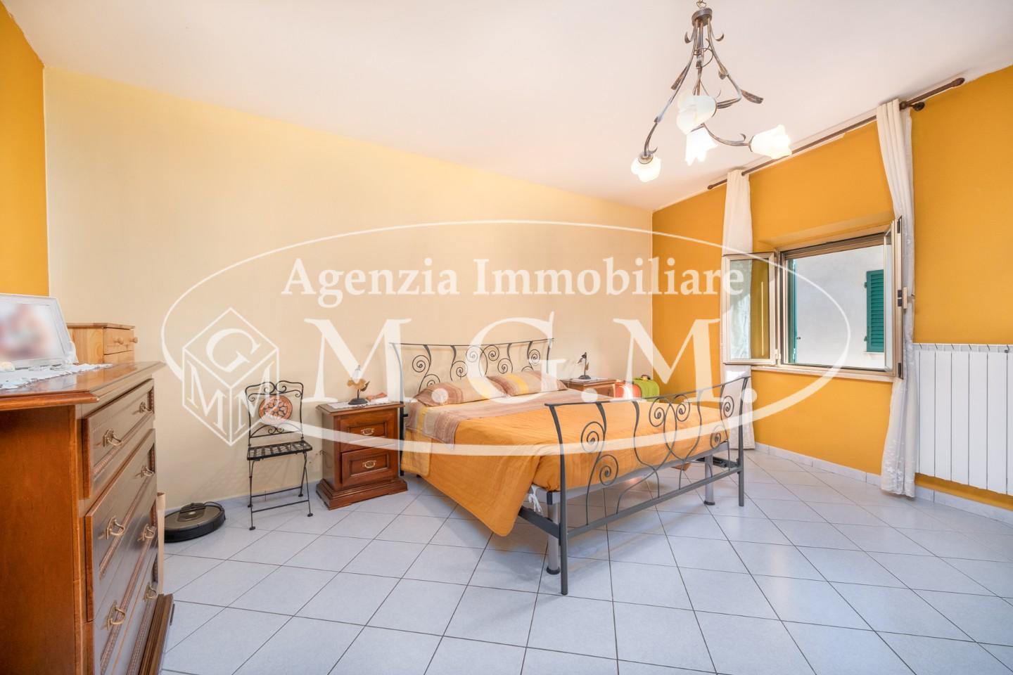 Immagine 31 di Porzione di casa in vendita  a Bientina