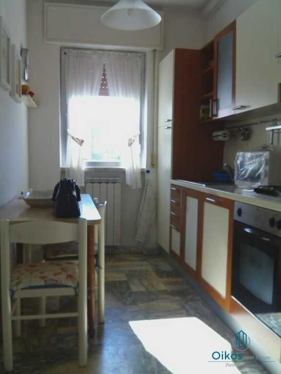 Immagine 6 di Appartamento in vendita  a Forte Dei Marmi