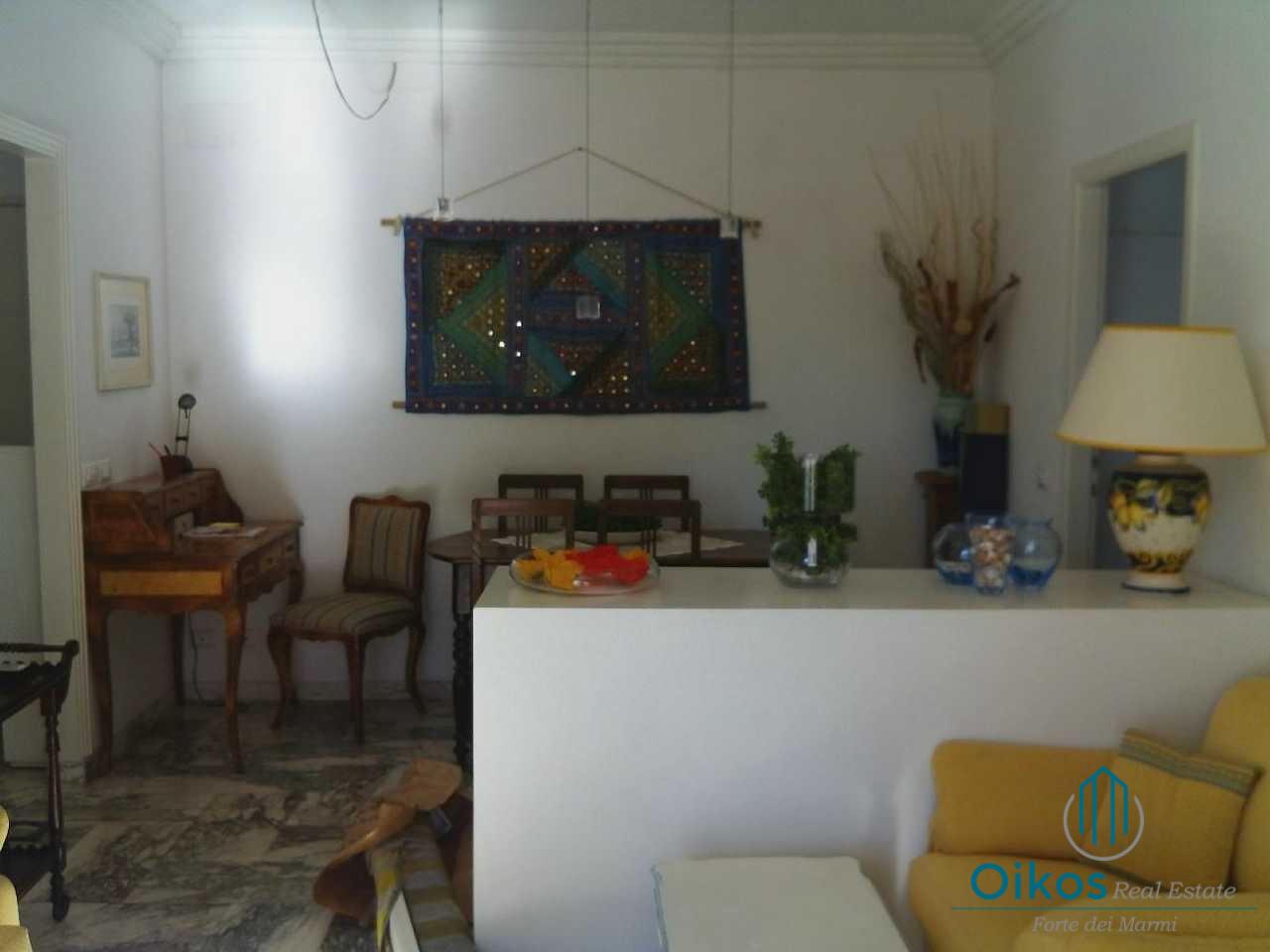 Immagine 3 di Appartamento in vendita  a Forte Dei Marmi