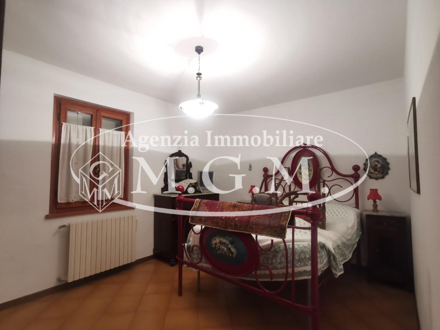 Immagine 17 di Casa indipendente in vendita  a Castelfranco Di Sotto