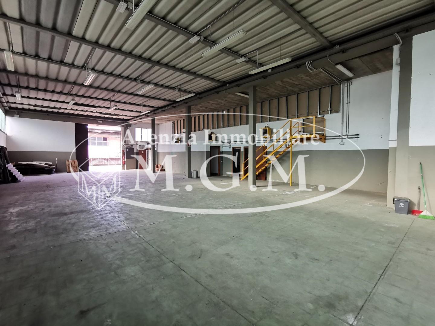 Immagine 8 di Capannone industriale in vendita  a Castelfranco Di Sotto