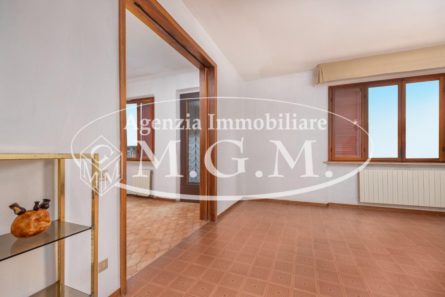 Immagine 22 di Casa bifamiliare in vendita  a Bientina