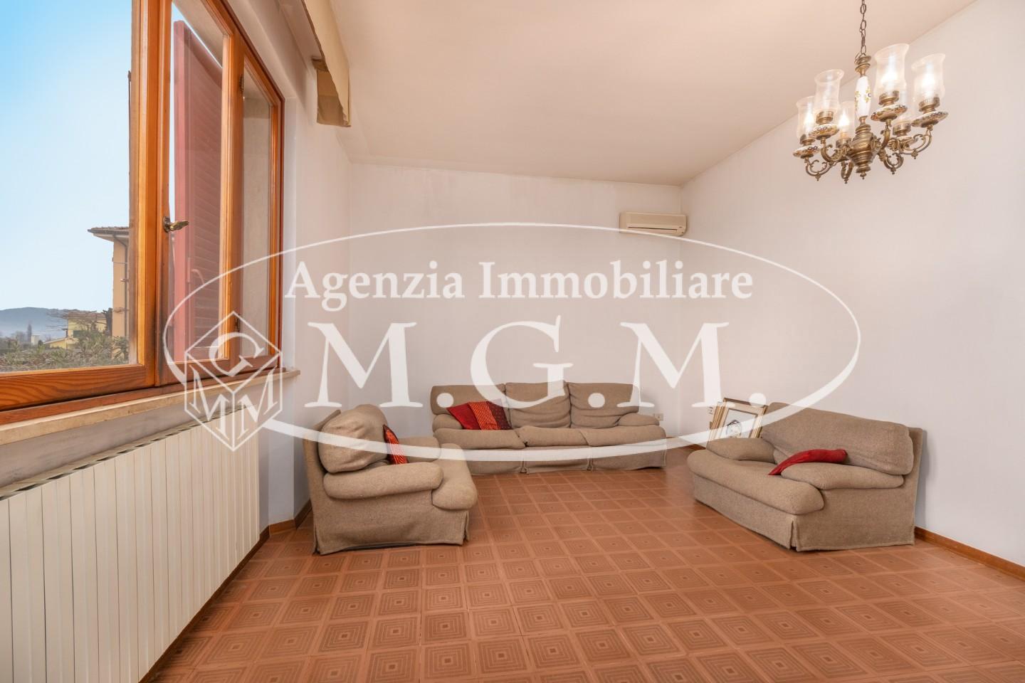 Immagine 24 di Casa bifamiliare in vendita  a Bientina