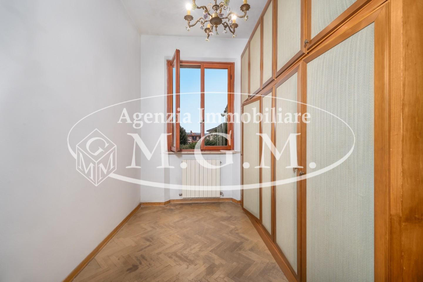 Immagine 31 di Casa bifamiliare in vendita  a Bientina