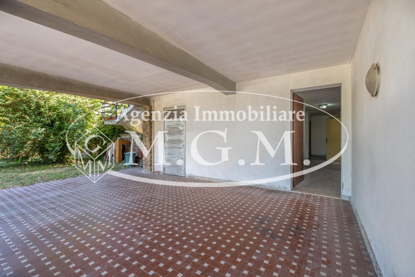 Immagine 34 di Casa bifamiliare in vendita  a Bientina