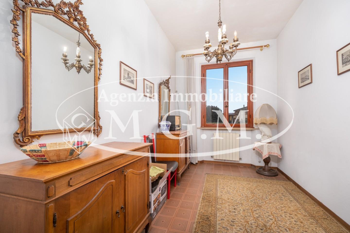 Immagine 30 di Casa bifamiliare in vendita  a Bientina